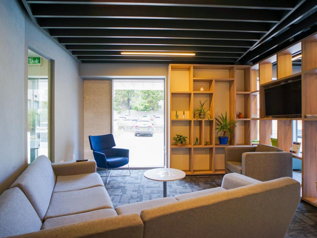 1 Bedroom Apartments, Studios And Ensuite Bedrooms With Shared Kitchen At Centro House In Stirling Extérieur photo