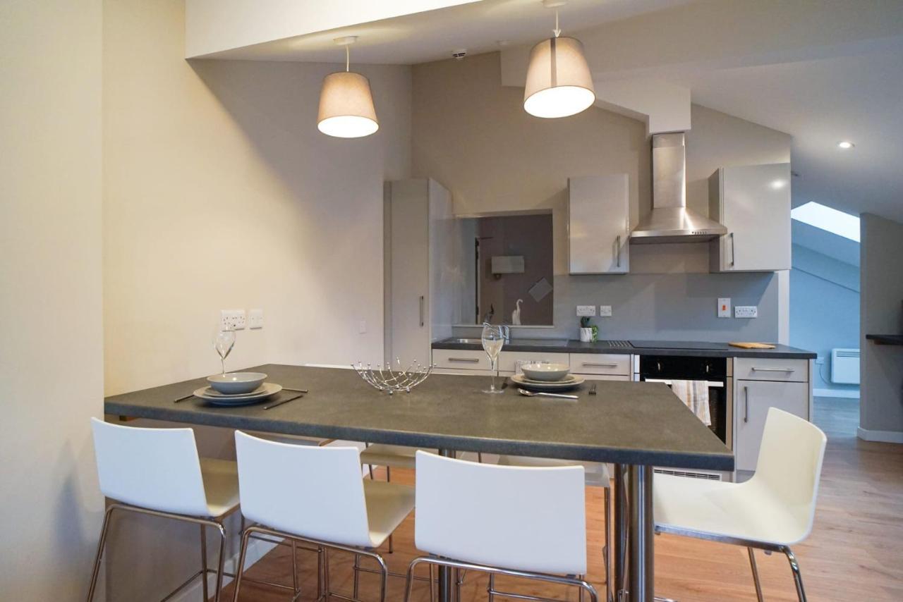 1 Bedroom Apartments, Studios And Ensuite Bedrooms With Shared Kitchen At Centro House In Stirling Extérieur photo