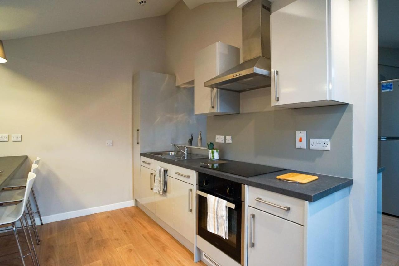 1 Bedroom Apartments, Studios And Ensuite Bedrooms With Shared Kitchen At Centro House In Stirling Extérieur photo